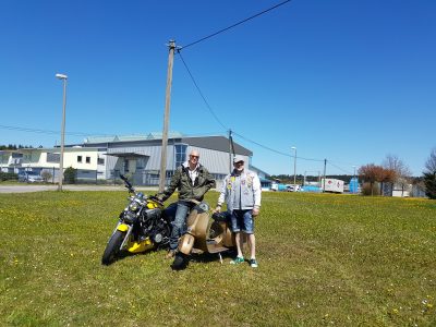 Mods and Biker Club Gründer sowie VFC Vize Uwe mit El Presidente des VC Villingen Alessio Liebert 2